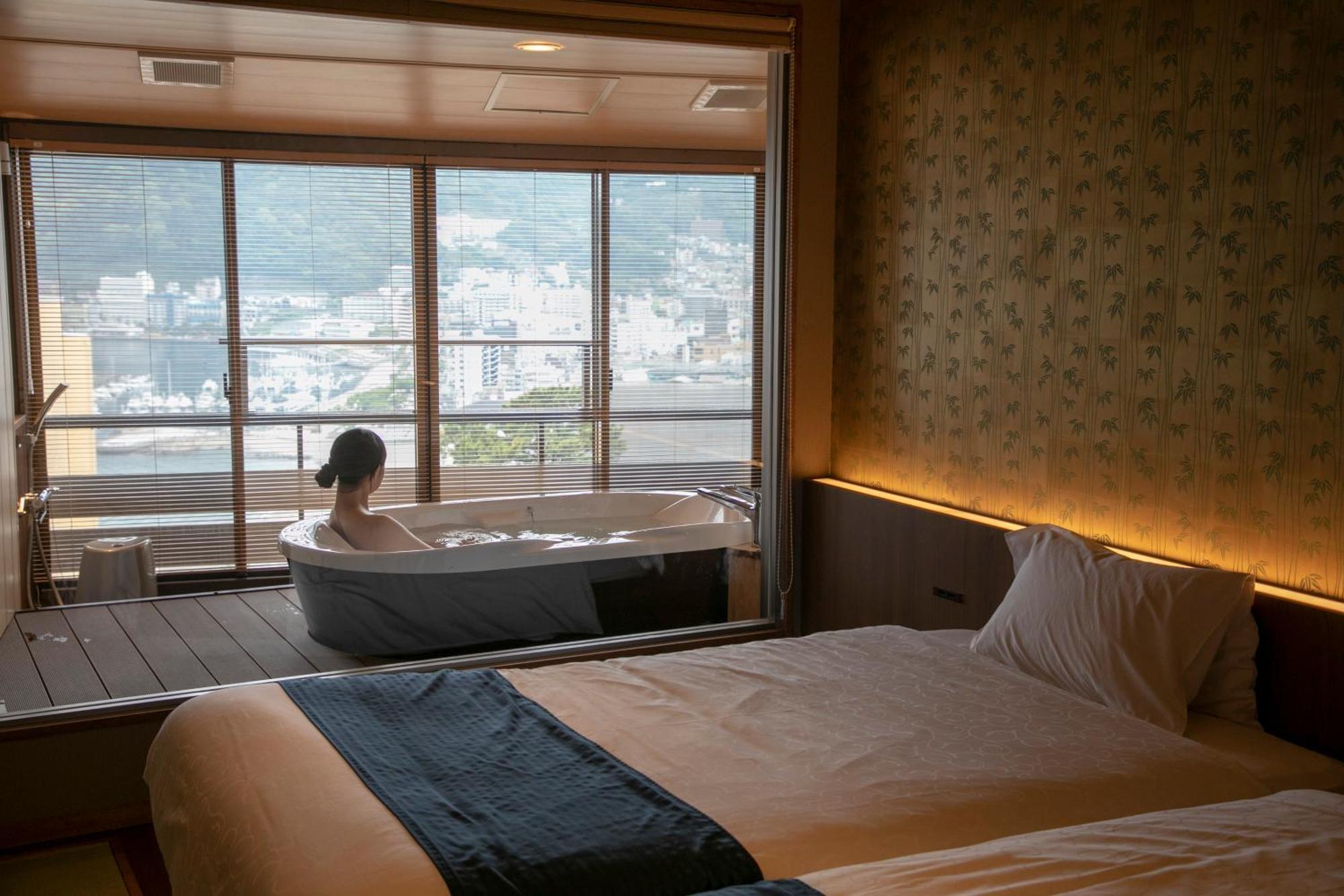 Hotel Yuyado Ichibanchi à Atami  Extérieur photo