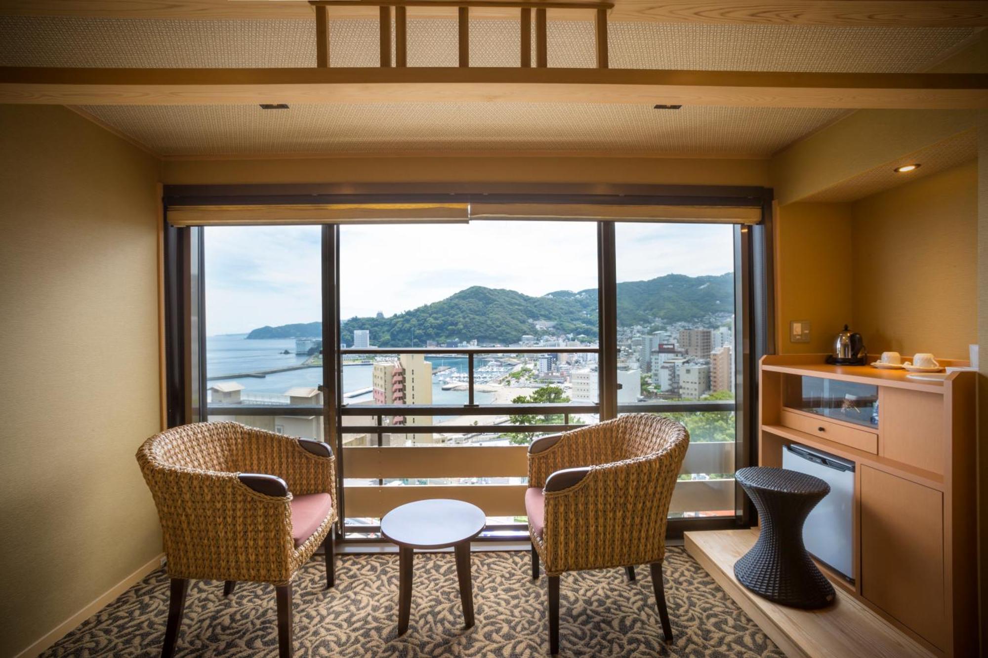 Hotel Yuyado Ichibanchi à Atami  Extérieur photo